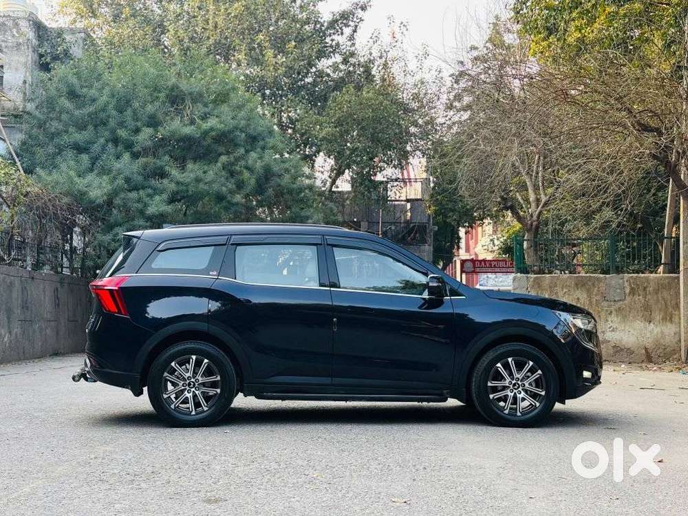 Mahindra Xuv700 2.2 Ax 7 Diesel At Luxury Pack Str, 2025, Diesel