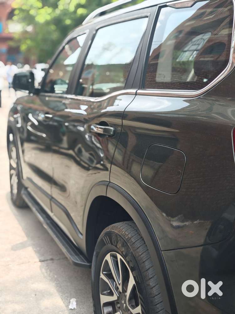 Mahindra Scorpio N Z8 L Petrol Mt 7 Str, 2023, Petrol