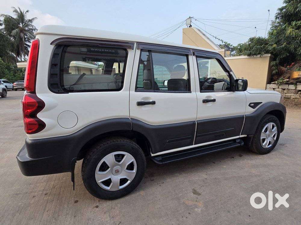 Mahindra Scorpio Classic 2.2 S Mt 9 Str, 2023, Diesel
