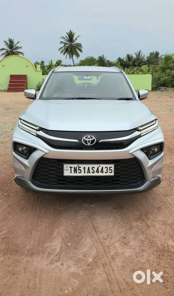 Toyota Urban Cruiser Hyryder 1.5 S Hybrid, 2023, Petrol