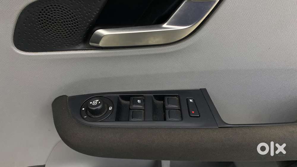 Tata Altroz Xz, 2020, Petrol