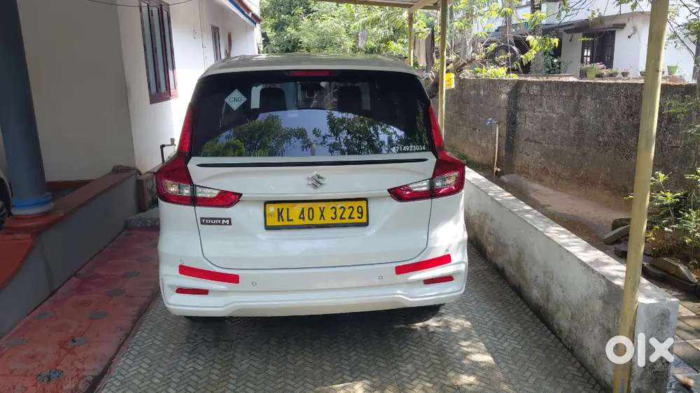 Maruti Suzuki Ertiga 2025 Cng & Hybrids 11000 Km Driven