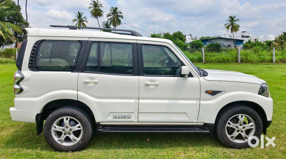 Mahindra Scorpio 1.99 S10, 2015, Diesel