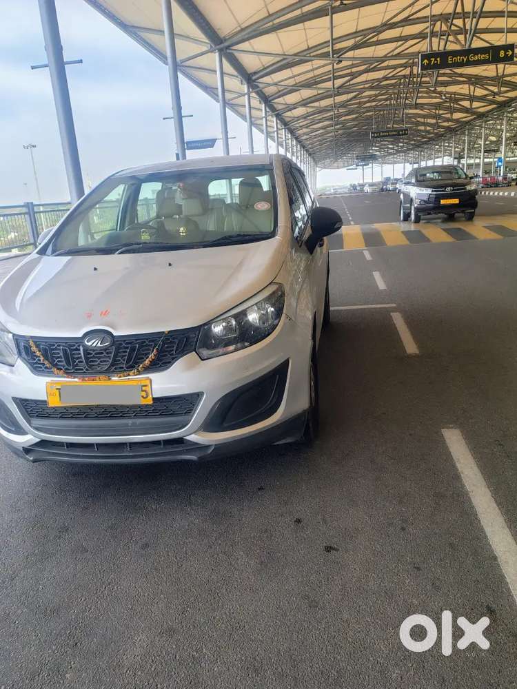 Mahindra Marazzo 2019 Car