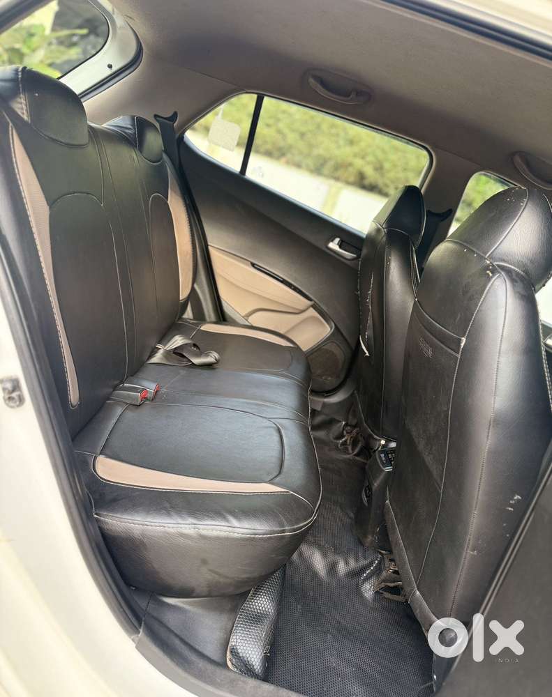 Hyundai I10 Sportz, 2016, Petrol
