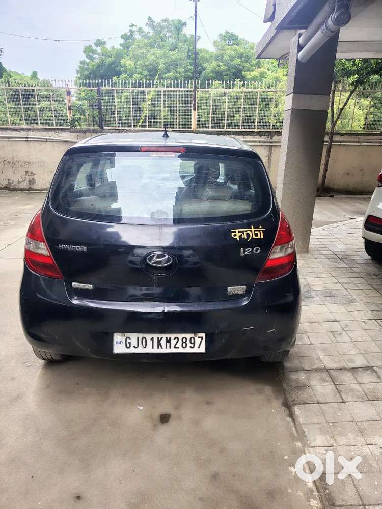 Hyundai I20 2011 Diesel 120000 Km Driven