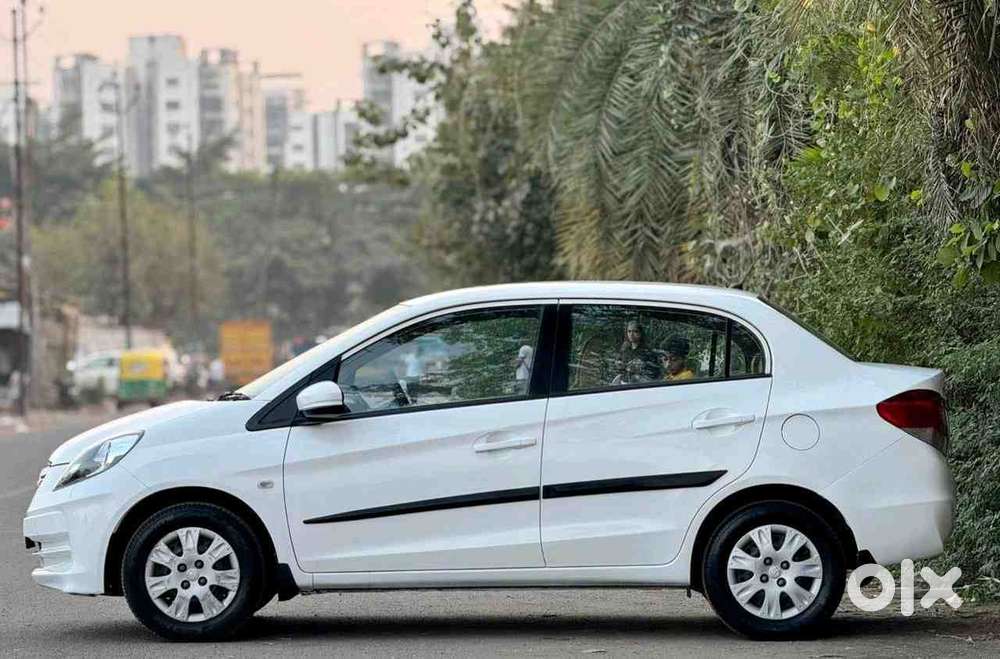 Honda Amaze S Mt I-vtec, 2015, Petrol