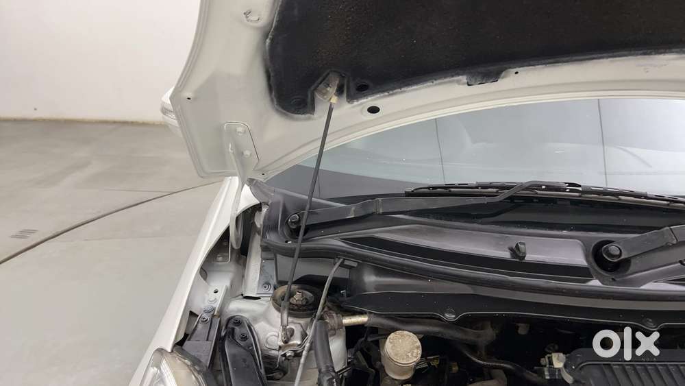 Maruti Suzuki Swift Vvt Vxi, 2016, Petrol