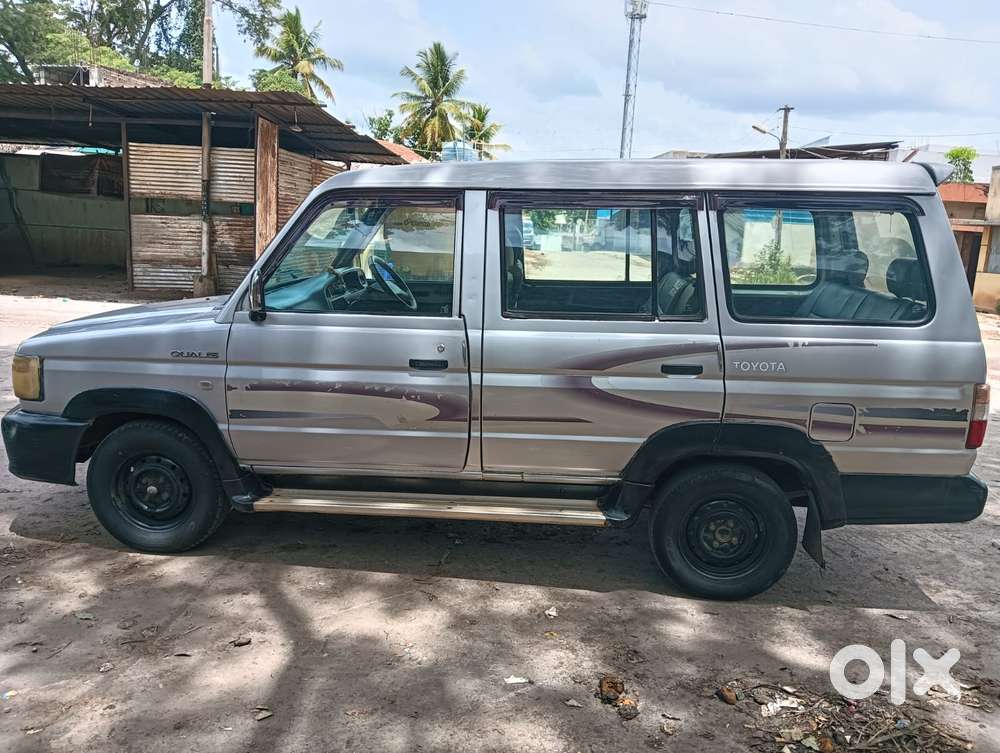 Toyota Qualis Fs 8seater, 2004, Diesel