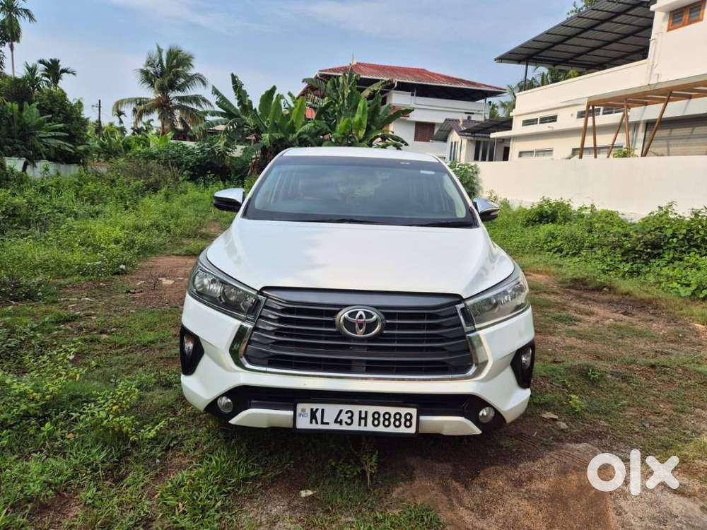 Toyota Innova Crysta 2.8 Gx At, 2016, Diesel