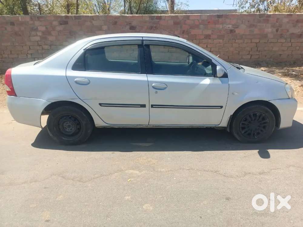 Toyota Etios 2012 Diesel Well Maintained 2nd Owner 195000