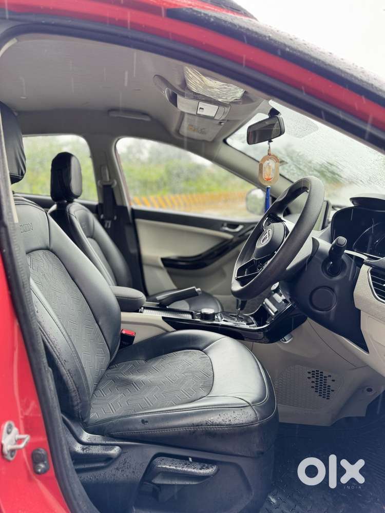 Tata Nexon 1.2 Revotron Xza Plus, 2023, Petrol