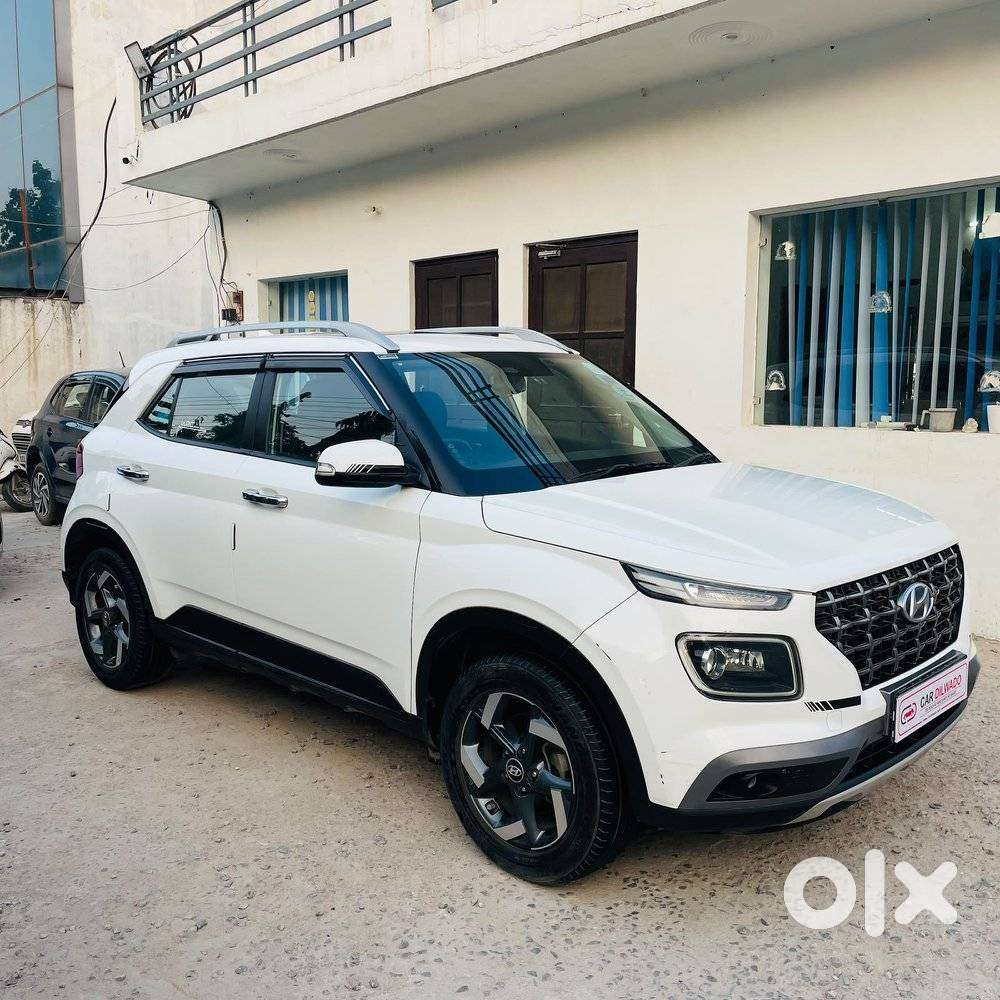 Hyundai Venue Sx Dual Tone Turbo, 2020, Petrol