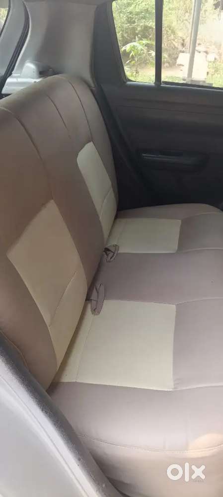 Maruti Suzuki Swift 2011 Diesel 136000 Km Driven