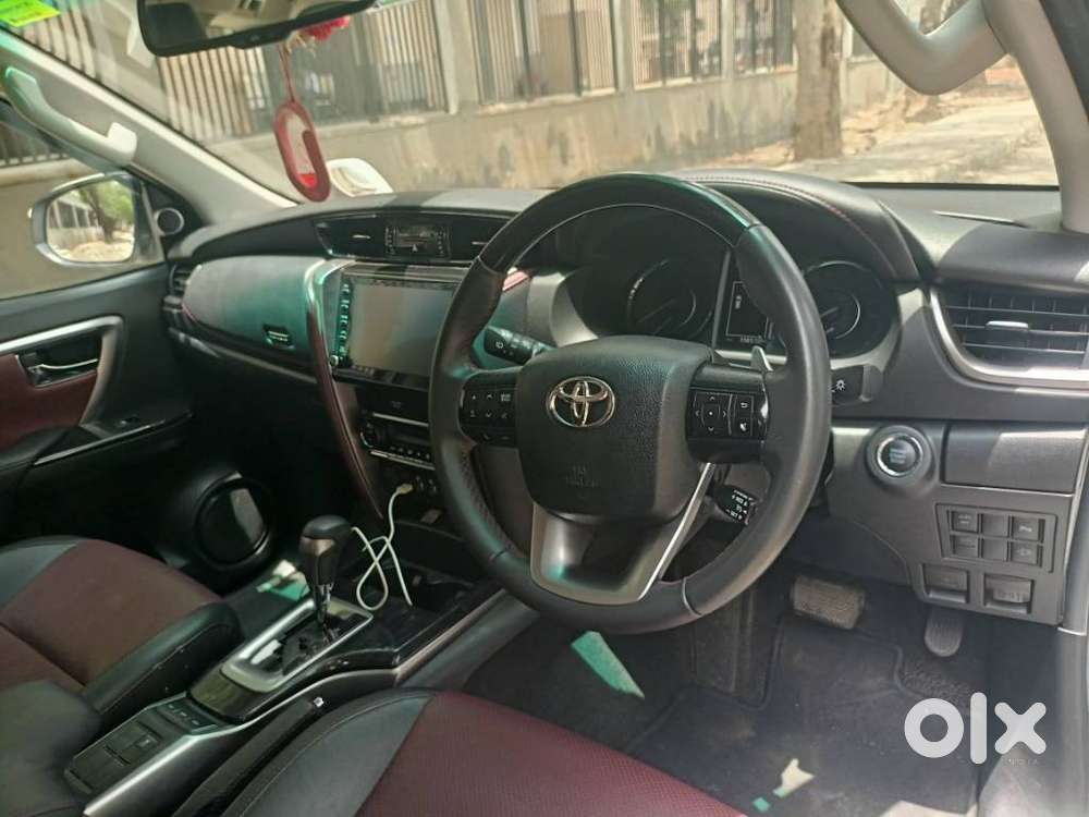 Toyota Fortuner Legender 4x2 At 2.8, 2023, Diesel