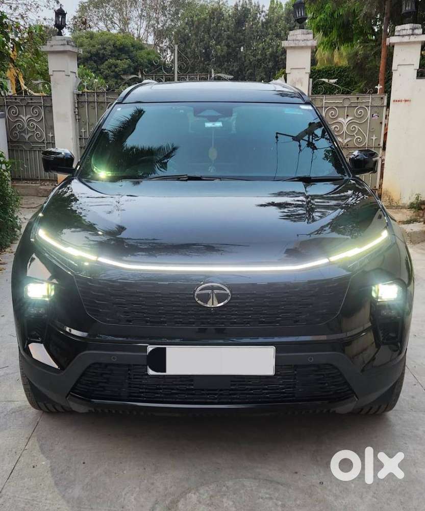 Tata Safari Accomplished Plus Dark Edition At, 2023, Diesel
