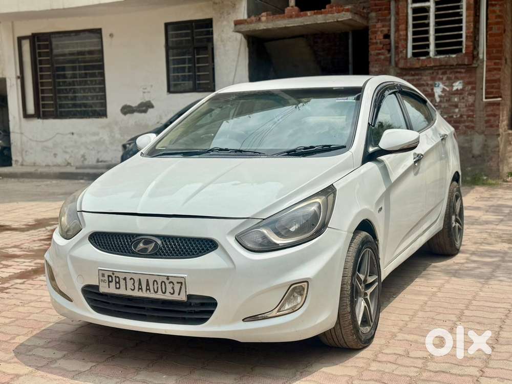 Hyundai Verna Fluidic Diesel Manual 2012