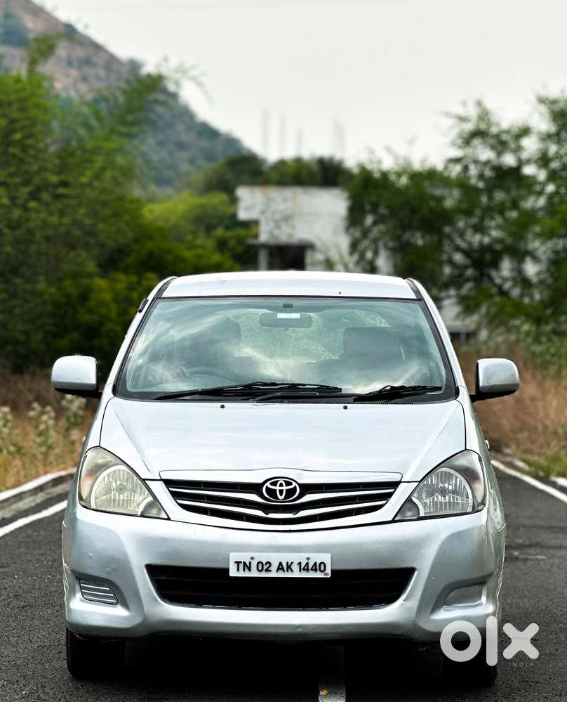 Toyota Innova 2.5 G (diesel) 8 Seater, 2009, Diesel