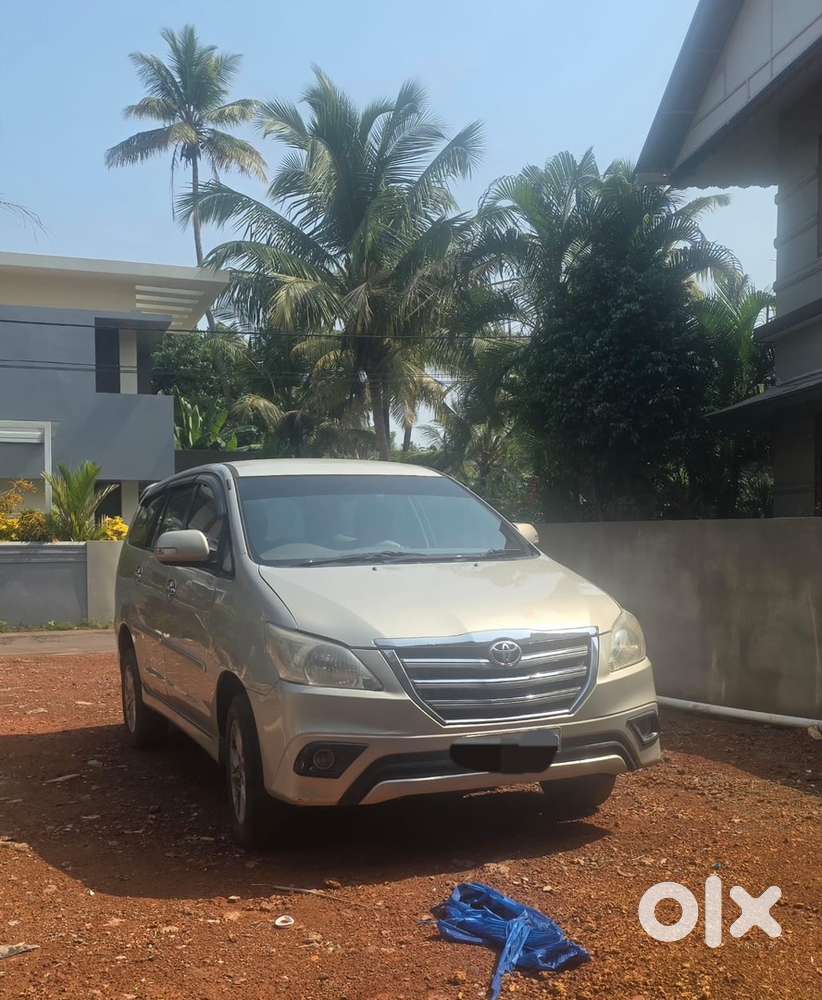 Toyota Innova 2012 Year
