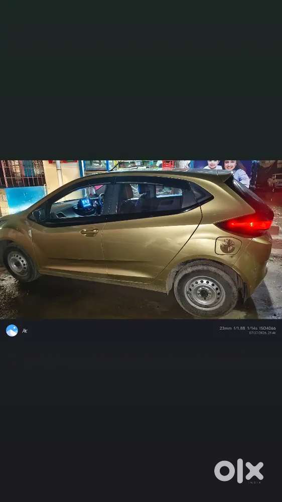 Tata Altroz 1.2 Petrol 2020 4.8 L Only!!! 1st Owner