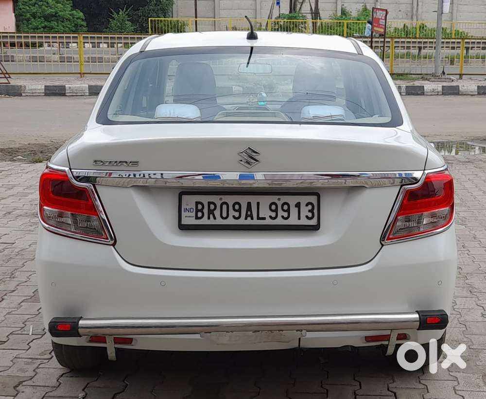 Maruti Suzuki Dzire 1.2 Vxi, 2022, Petrol