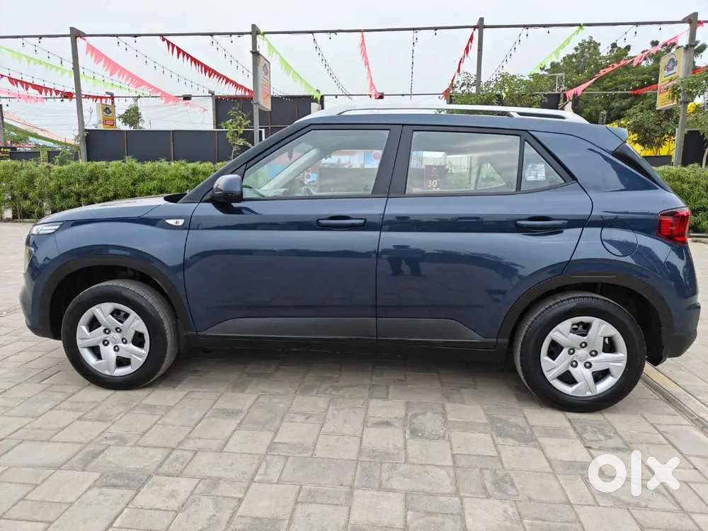 Hyundai Venue 2021 With 68000 Km