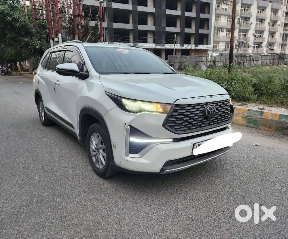 Toyota Innova Hycross 2.0 Vx Hybrid 7 Str, 2023, Petrol