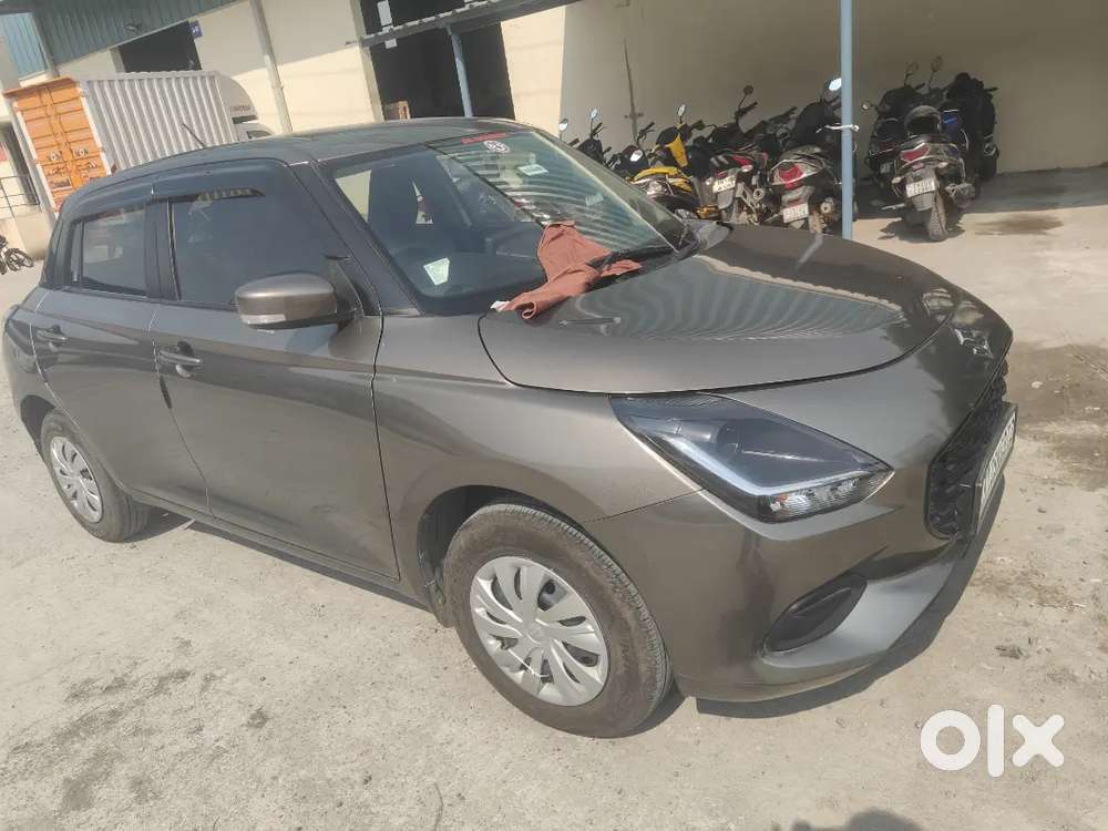 Maruti Swift 2025 Petrol 22000 Km Driven, Automatic