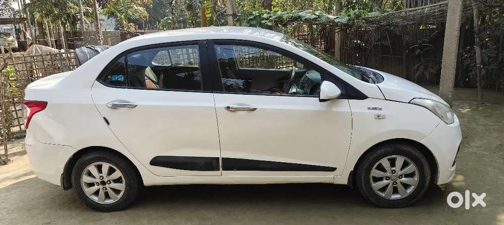 Hyundai Xcent Diesel 2015 Manual 4th Owner