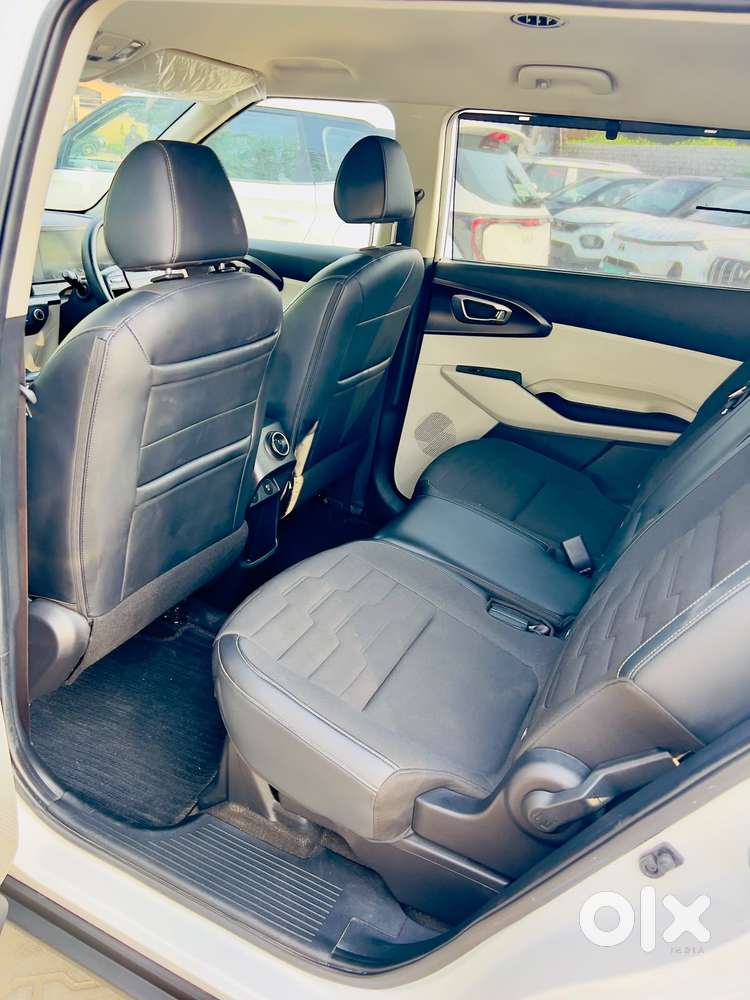 Kia Carens Clavis G1.5 Turbo Dct Htx Plus 7-seater, 2025, Diesel