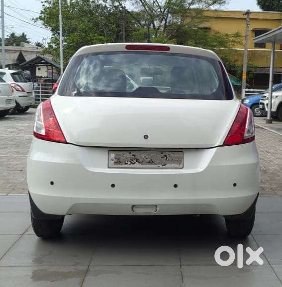Maruti Suzuki Swift Lxi, 2013, Petrol