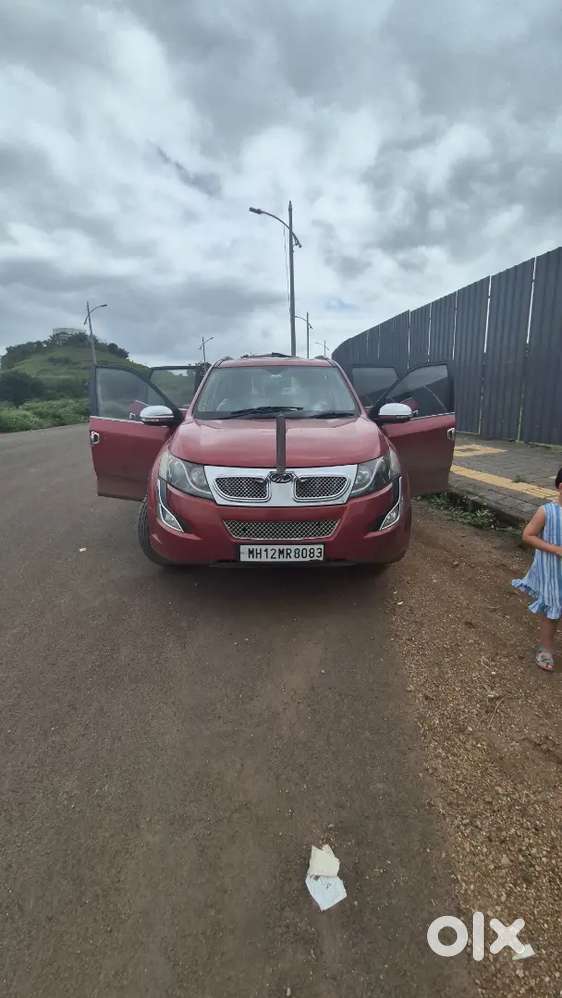 Mahindra Xuv500 W10 2016  Diesel 142000 Km Driven