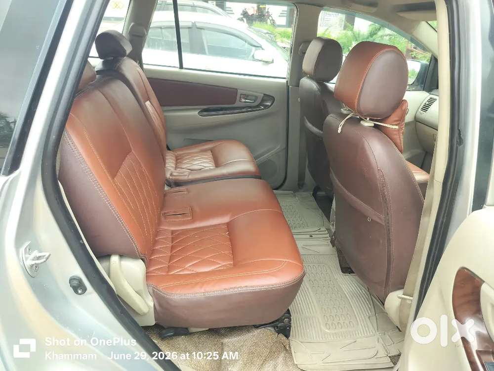 Toyota Innova Diesel 2012