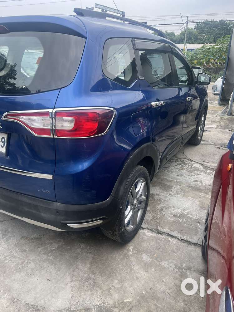 Renault Triber Rxz, 2020, Petrol