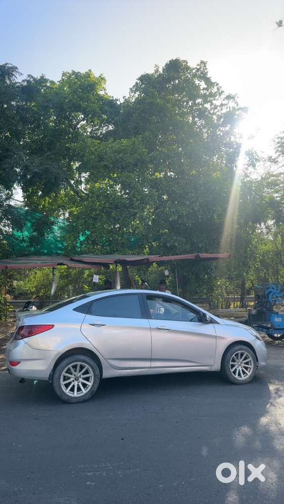 Hyundai Verna Fluidic 2011 Diesel Manual