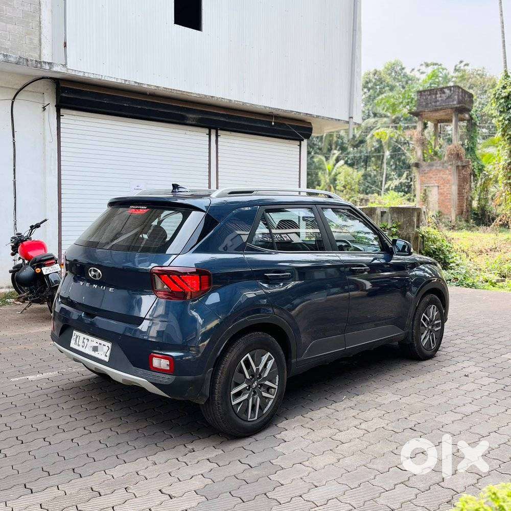 Hyundai Venue Sx Mt, 2022, Diesel