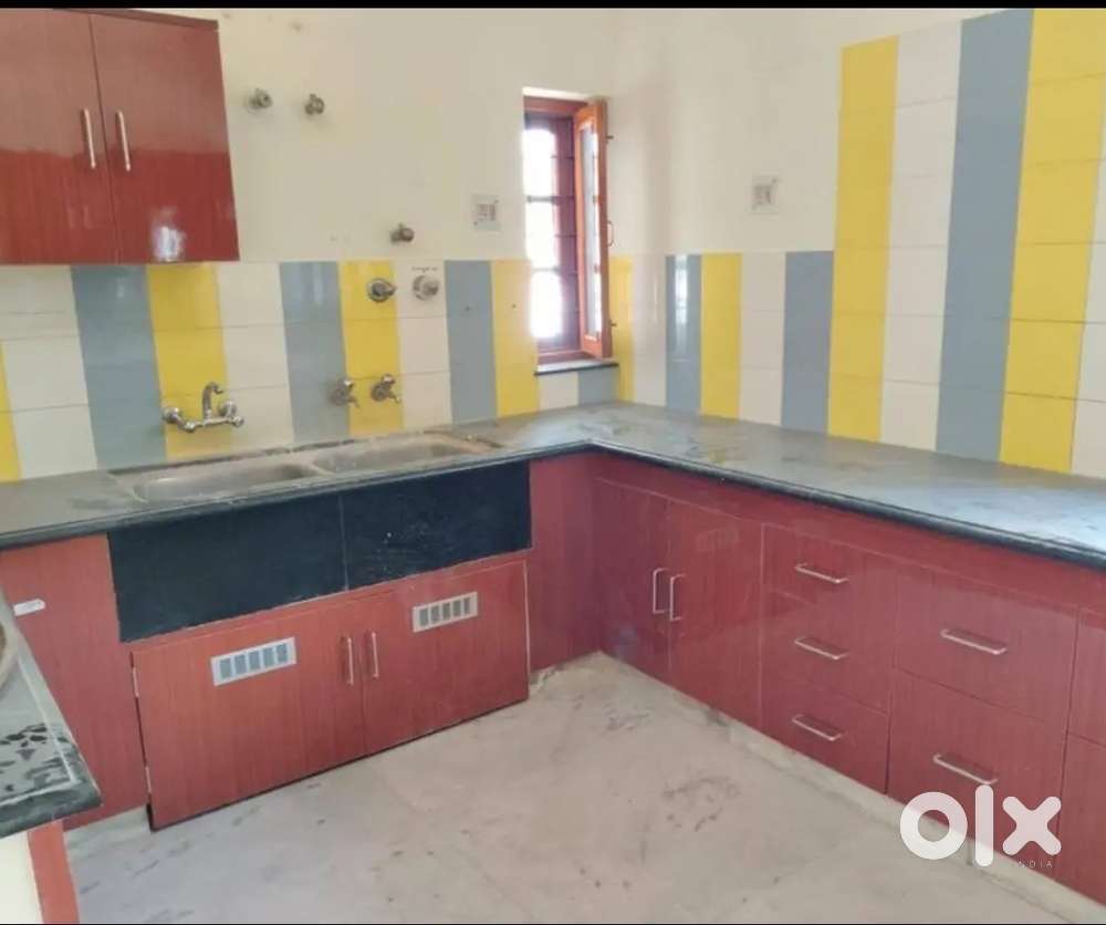 Rent 2 Room Sat New Portion Kurmanchal Nagar Delapeer mandi Road