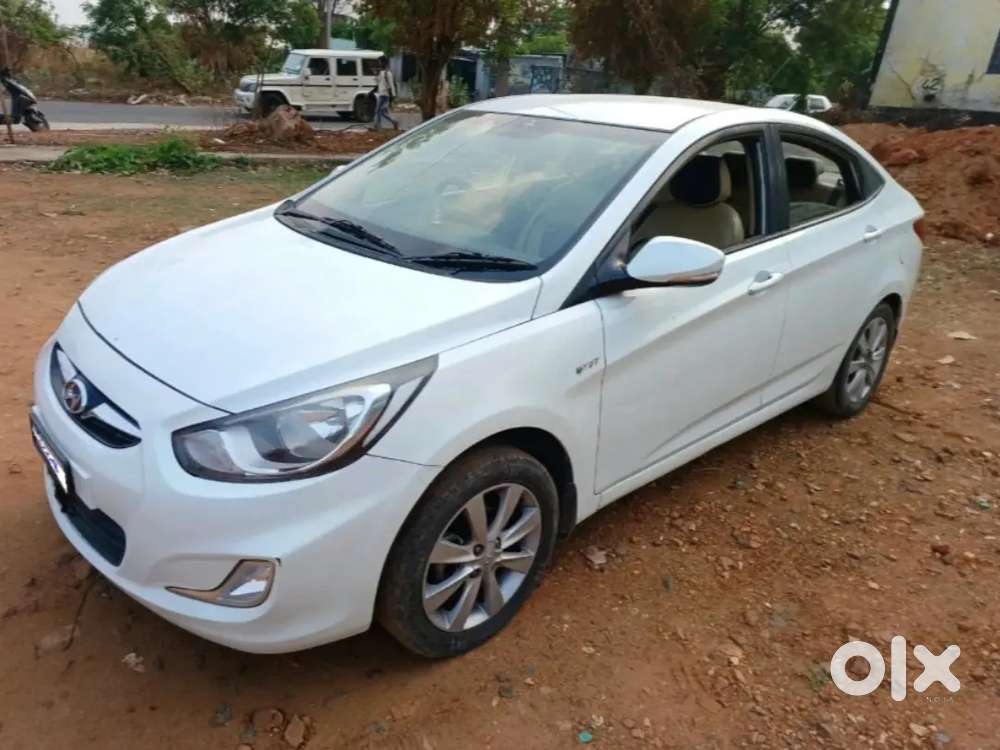 Hyundai Fluidic Verna 2011 Petrol 83000 Km Driven
