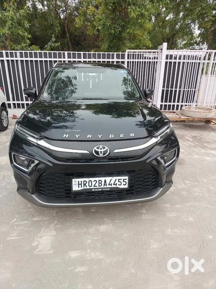 Toyota Urban Cruiser Hyryder 2024 Petrol Well Maintained