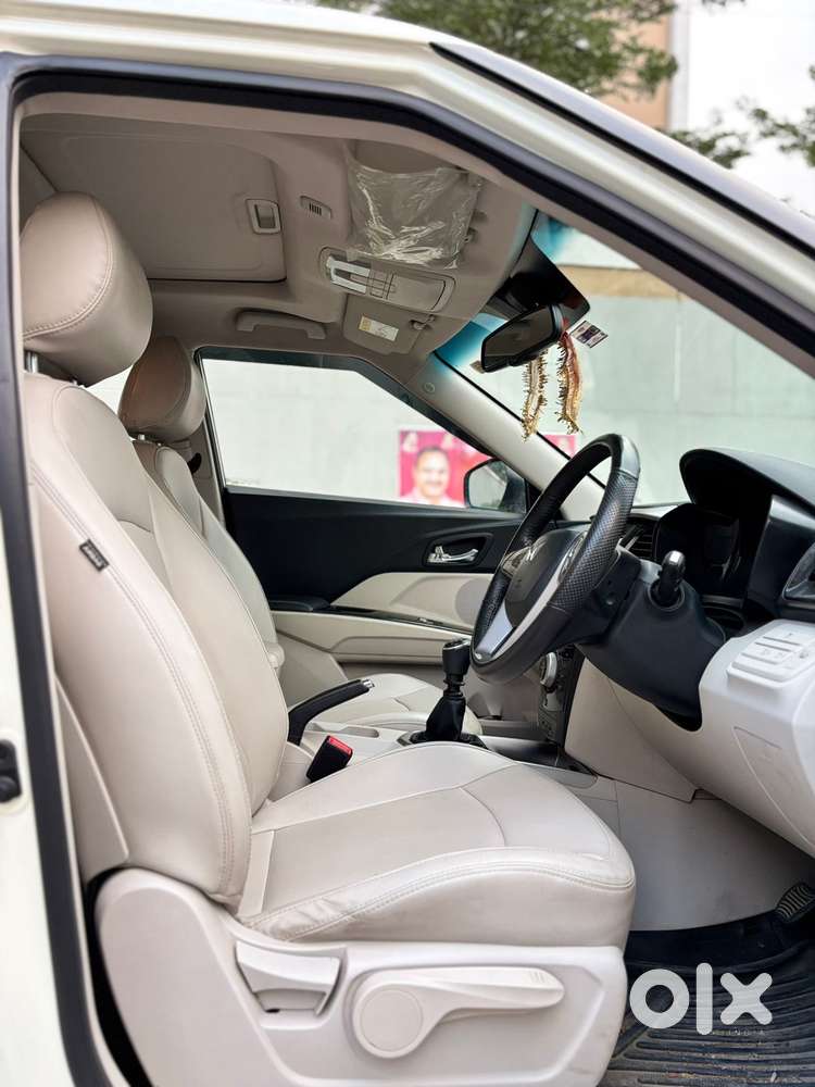 Mahindra Xuv300 W8 Option Diesel, 2023, Diesel