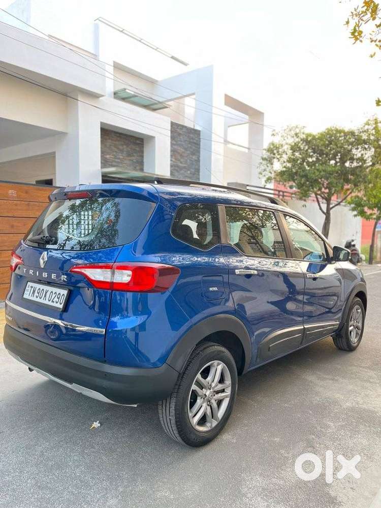 Renault Triber Rxz, 2023, Petrol