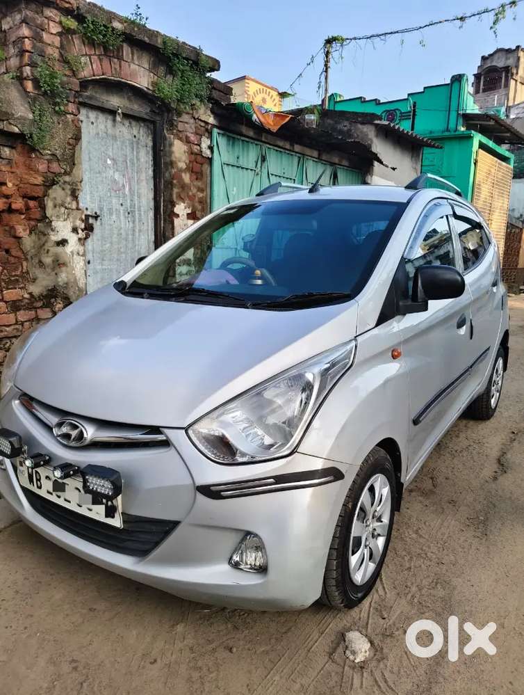 Hyundai Eon Magna 2012