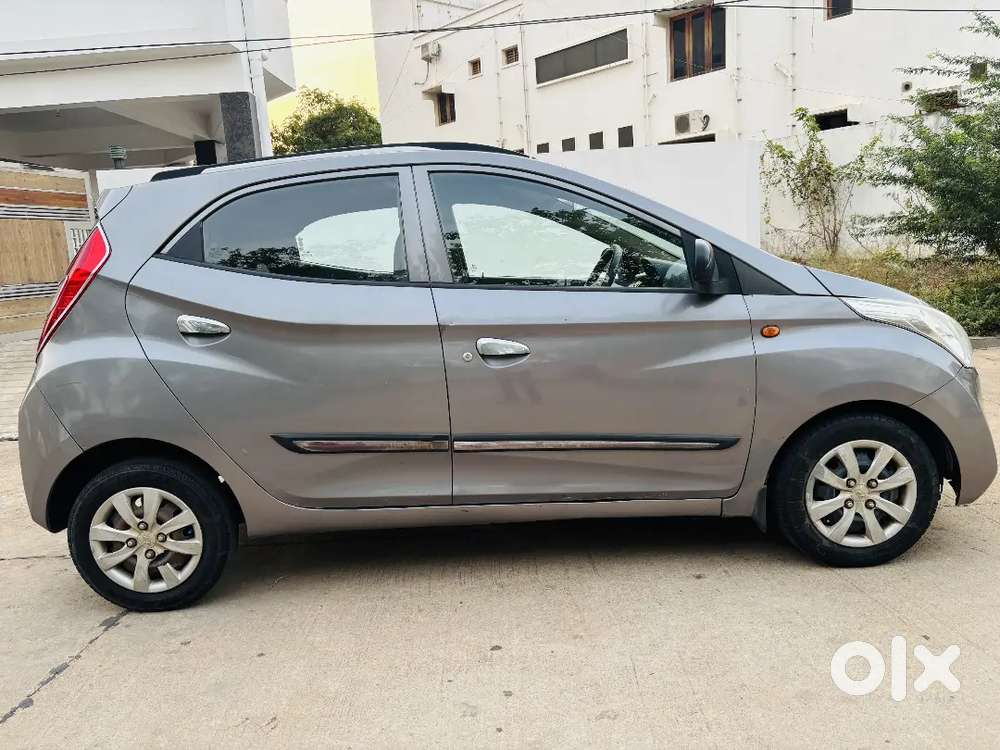 Hyundai Eon Magna+ 2013 Petrol Manual