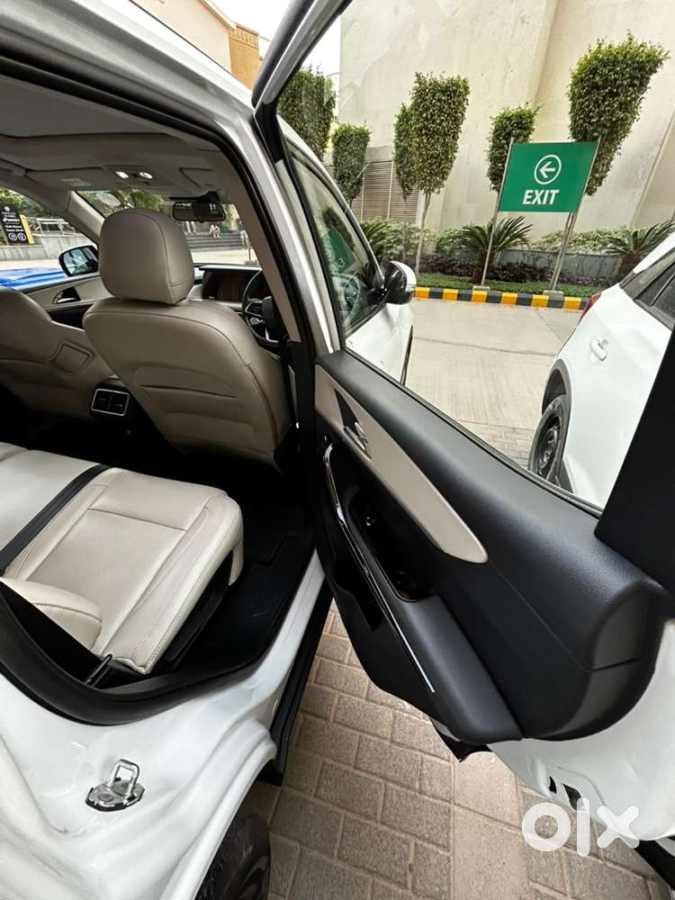 Mahindra Xuv700 Ax7 Petrol 2022