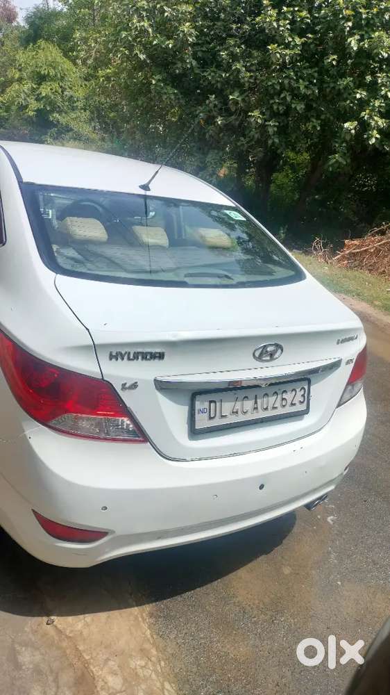 Hyundai Verna Fluidic 2012