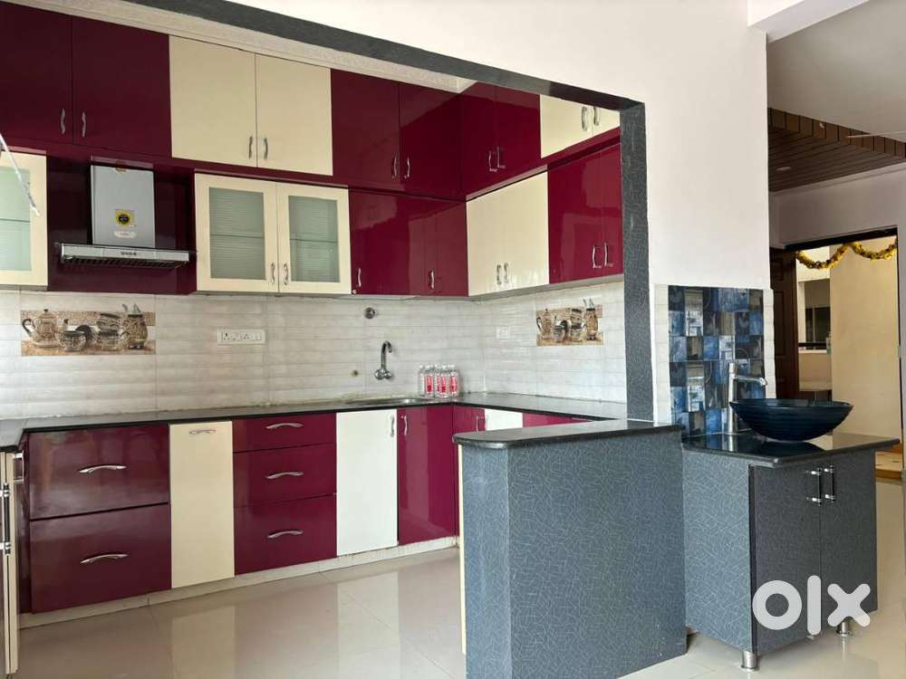 Premium 3 BHK Semi-Furnished Apartment for Lease in Akshaya Nagar