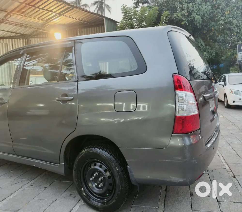 Toyota Innova Diesel 2012