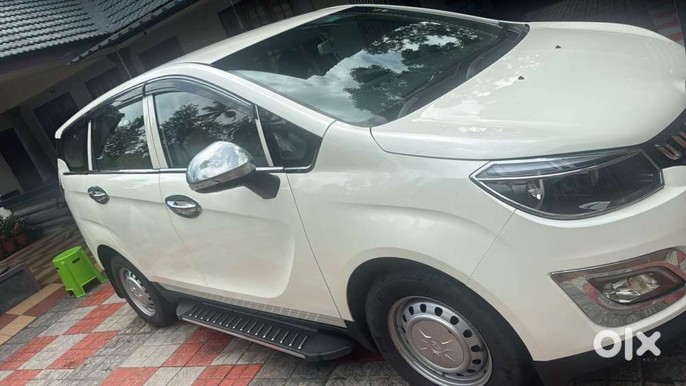 Mahindra Marazzo Diesel 2019 Car