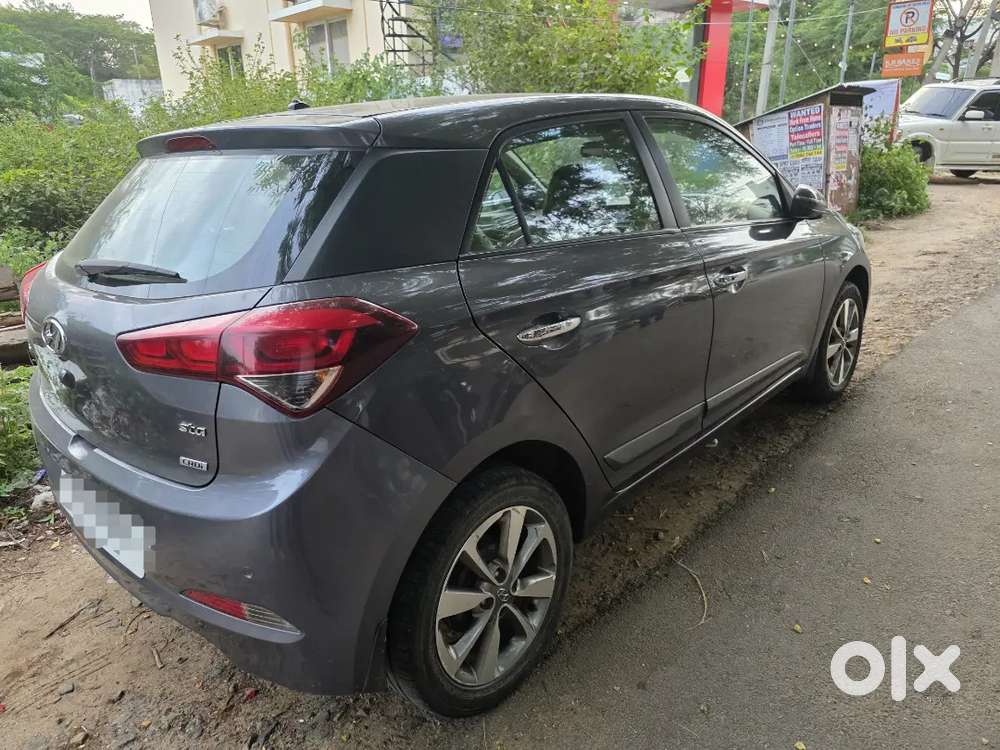 Direct Owner Sale: 2015 Hyundai Elite I20 Asta Diesel (top-end)