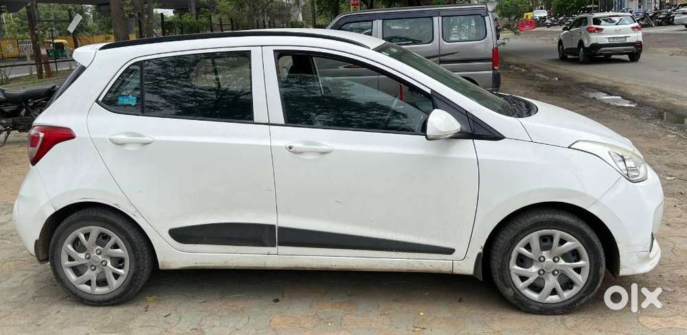 Hyundai Grand I10 Sportz, 2019, Petrol